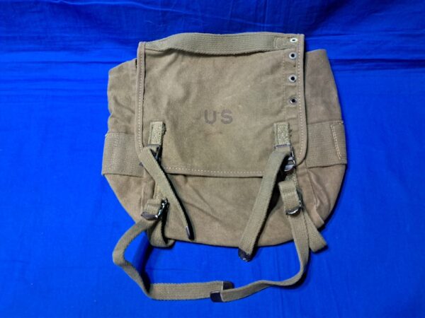 vietnam-war-m-56-combat-light-pack-for-strap-system-dated-60-light-only-use-excellent-condition