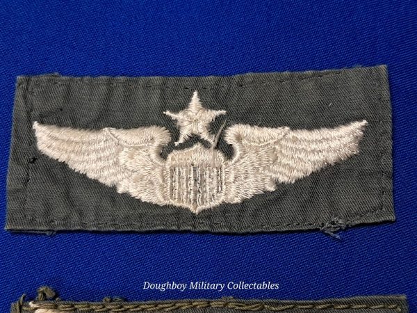vietnam-war-era-early-set-of-two-wing-for-flight-jackets-sage-green-pilot-and-senior-type-embroidered-uniform-removed