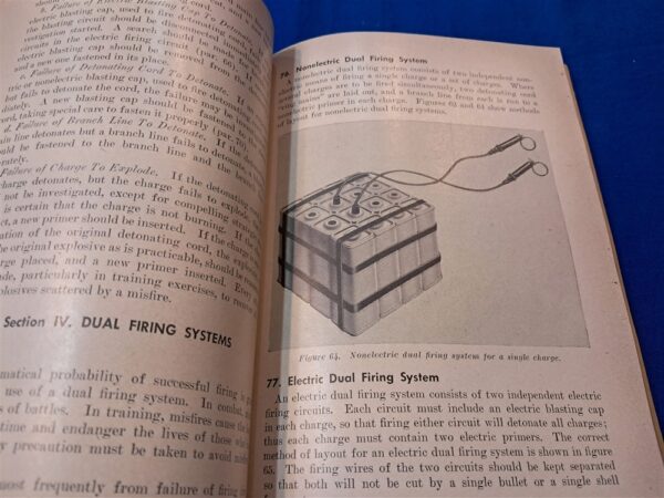 field-manual 5-25-explosives-and-demolitions-vietnam-era-1954-dated-book-very-detailed-180-pages