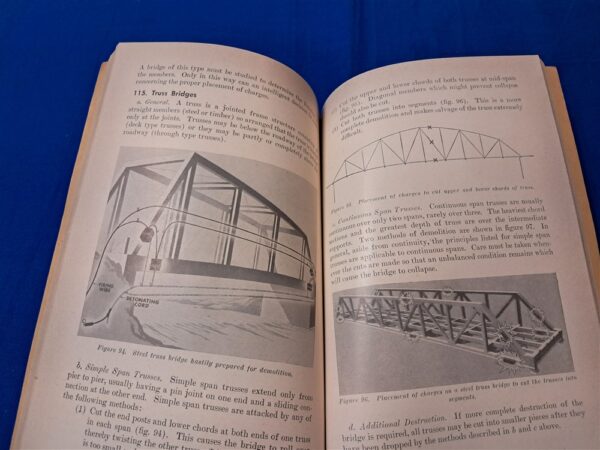 field-manual 5-25-explosives-and-demolitions-vietnam-era-1954-dated-book-very-detailed-180-pages
