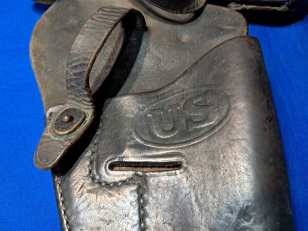 korean-war-marine-corps-shoulder-type-holster-dated-1944-dyed-black-for-service