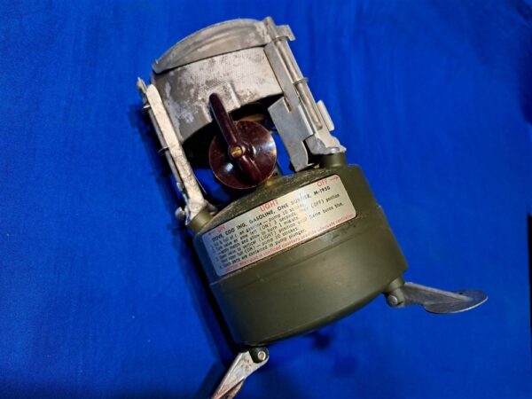 korean-war-camp-field-stove-m-1950-type-unissued-mint-condition-unused-original-paint-and-canister-with-technical-manual-1952-dated