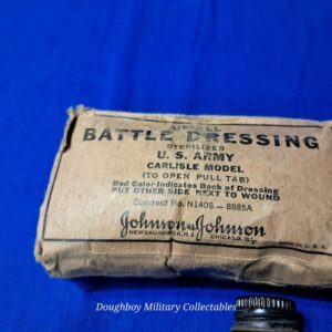world-war-two-marine-corps-first-1st-aid-pouch-jungle-type-belt-issue-full-of-original-items-used-excellent-1944