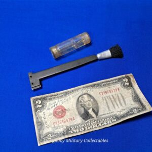 vietnam-war-m-79-grenade-launcher-tools-oil-bottle-and-combination-brush-original-excellent