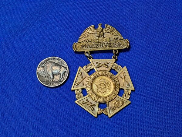 world-war-two-medal-for-the-19+41-manuvers-the-army-held-in-the-southern-states-excellent