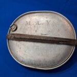world-war-one-1910-pattern-mess-kit-with-trench-art-of-soldier-initials-on-top-and-bottom-utensils-including