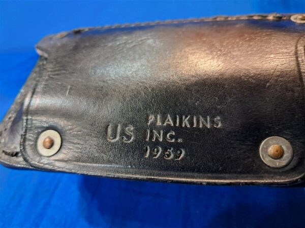 vietnam-war-early-1958-dated-black-leather-first-aid-pouch-for-military-police-black-dress-belt-complete-with-bandage
