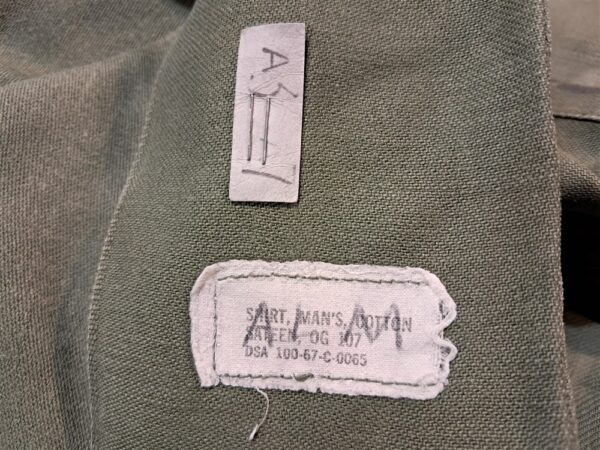 vietnam-war-united-states-marines-para-uniform-jacket-shirt-field-with-wings-and-named-dated-1967