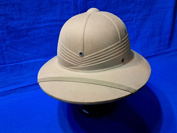 world-war-two-marine-navy-army-type-pith-helmet-tan-with-sweat-band-and-chin-strap-excellent-conditon-dated-1944
