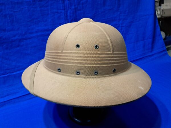 world-war-two-marine-navy-army-type-pith-helmet-tan-with-sweat-band-and-chin-strap-excellent-conditon-dated-1944