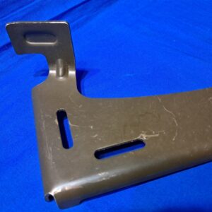 vietnam-war-era-radio-pack-shelves-aluminum-for-both-pack-types-unissued-mint-condition