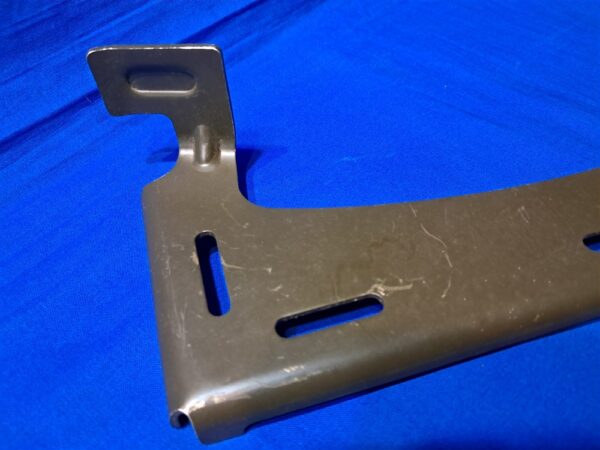 vietnam-war-era-radio-pack-shelves-aluminum-for-both-pack-types-unissued-mint-condition