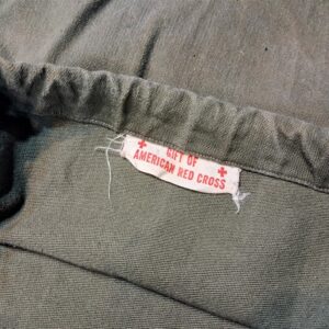 world-war-two-red-cross-small-gift-sack-bag-for-the-troops-in-the-field-tag-present