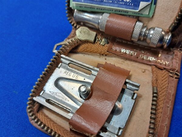 vietnam-war-era-small-shave-kit-by-gillette-for-hygine-field-kit-of-soldiers