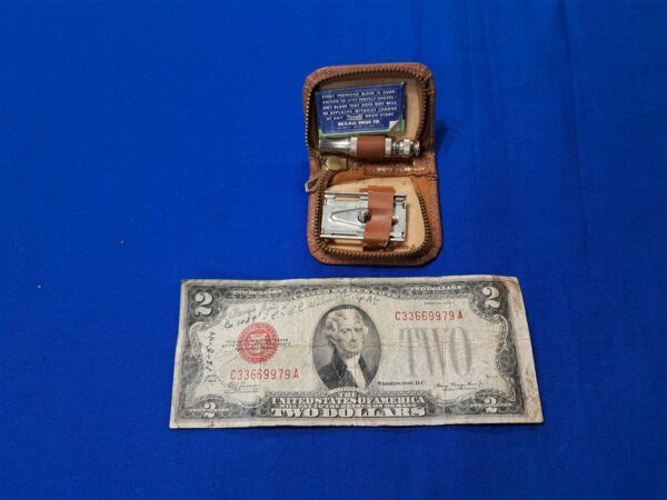vietnam-war-era-small-shave-kit-by-gillette-for-hygine-field-kit-of-soldiers