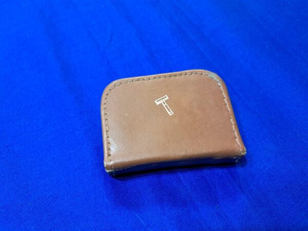 vietnam-war-era-small-shave-kit-by-gillette-for-hygine-field-kit-of-soldiers