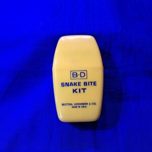 vietnam-war-era-jungle-snake-bites-kit-for-pouch-bright-yellow