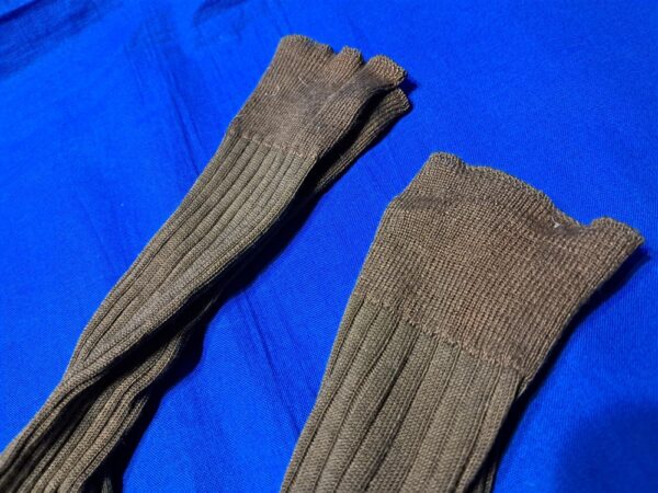 world-wr-two-officers-dress-high-quality-sokcs-with-markings-size-11-dark-od