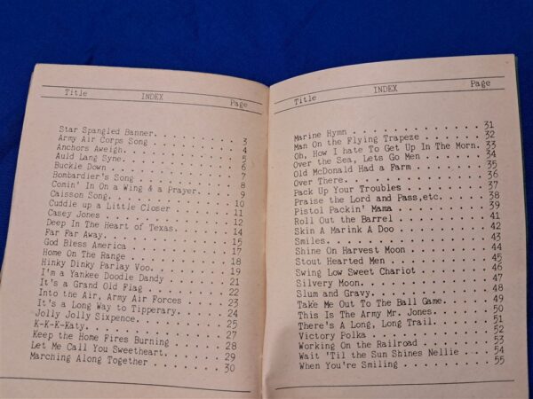 world-war-two-song-book-from-sioux-fals-army-air-corps-field-pocket-sized