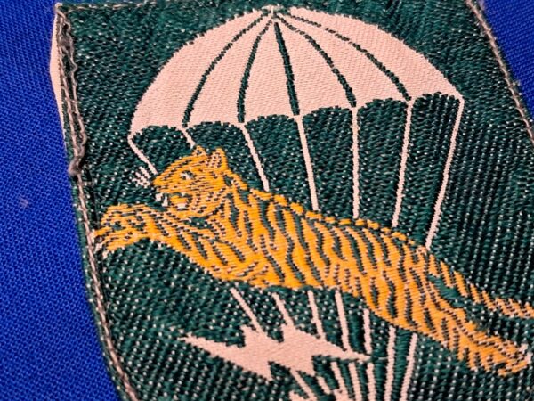 vietnam-arvin-special--forces-patch-woven-uniform-removed-2nd-pattern