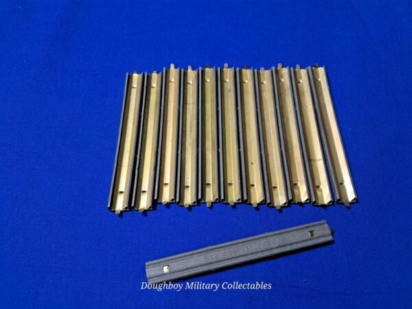 stripper-clip-5.56 vietnam-war-pre-1969-stripper-clips-for-556-m-16-ammunition-bright-and-like-new-condition-with-both-end-tabs