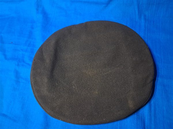 world-war-two-navy-cap-tally-pattern-enlisted-dark-blue-black-wool-large-size-7.5