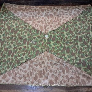 world-war-two-original-near-mint-unissued-marine-corps-camo-shelter-half-complete-with-parts-and-straps-frog