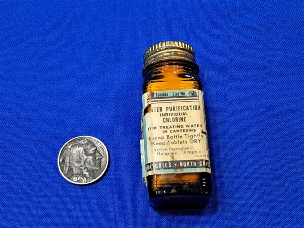 korean-war-water-purification-tablets-tabs-in-0original-larger-bottle-for-med-kits-blue-label-1950-dated