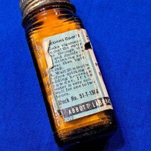 korean-war-water-purification-tablets-tabs-in-0original-larger-bottle-for-med-kits-blue-label-1950-dated