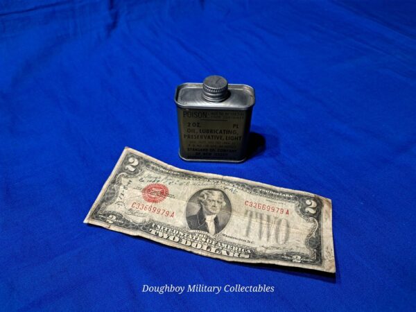 world-war-two-rifle-oil-2-ounce-can-for-cartridge-belt-in-the-battlefield-1944-dated