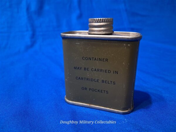 world-war-two-rifle-oil-2-ounce-can-for-cartridge-belt-in-the-battlefield-1944-dated