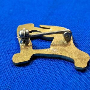 world-war-two-missouri-203rd-coastal-artillery-unit-insignia-with-hound-dog-excellent-condition