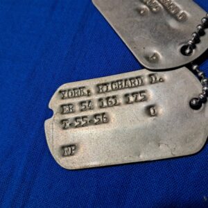 cold-war-era-dogs-tag-set-matching-1954-dfated-original-chain-excellent-condition