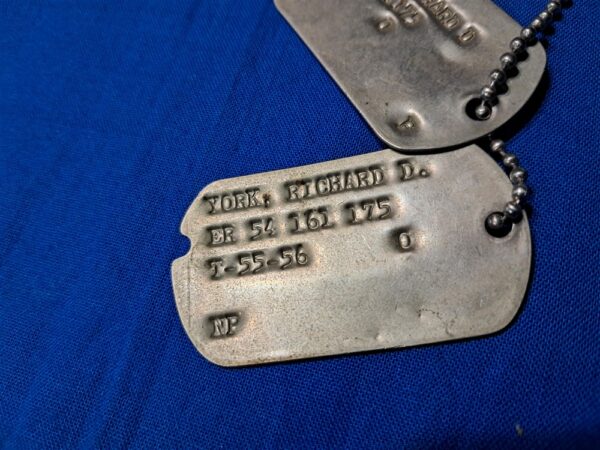 cold-war-era-dogs-tag-set-matching-1954-dfated-original-chain-excellent-condition