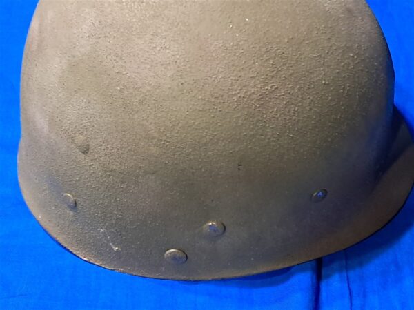 world-war-two-airbone-paratrooper-helmet-liner-westinghouse-manufactured-some-damage-good-used-condition