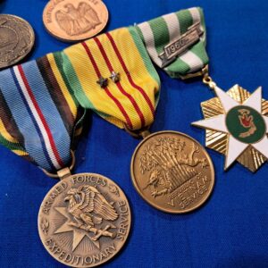 vietnam-war-era-medal-grouping-dress-six-total-with-battle-stars-and-v-award-excellent-condition