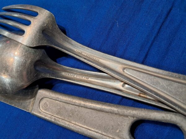 vietnam-war-era-mess-kit-with-utensils-59-dated-handle-excellent-condition-stainless-steel