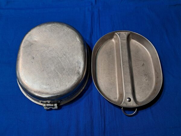 vietnam-war-era-mess-kit-with-utensils-59-dated-handle-excellent-condition-stainless-steel