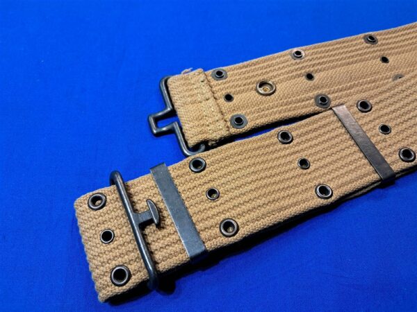 world-war-two-unissued-mint-condition-pistol-belt-unmarked-undated-early-pattern-loom-error