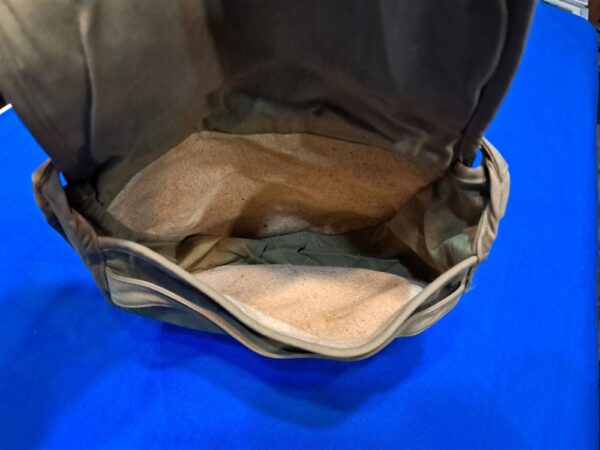 world-war-two-womans-army-corps-bag-for-toiletries-or-stockings-light-olive-green-with-handle