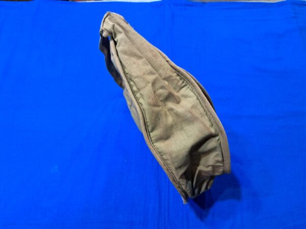 world-war-two-womans-army-corps-bag-for-toiletries-or-stockings-light-olive-green-with-handle