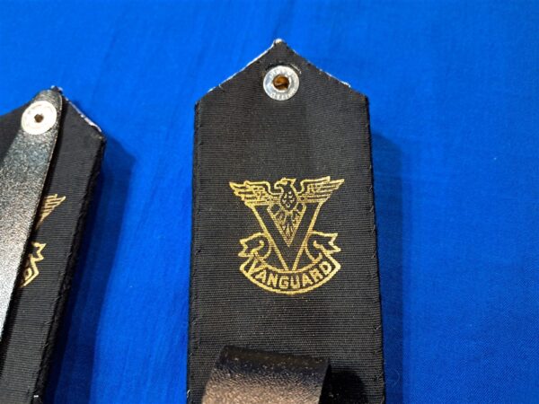 vietnam-war-period-lieutenant-general-shoulder-boards-full-bullion-with-hand-sewn-on-stars-excellent-condition