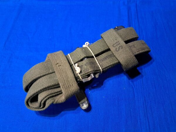 vietnam-war-early-1961-daed-sleep-bag-strap-carrying-for-bottom-of-system-mint-conditiion-with-original-ties