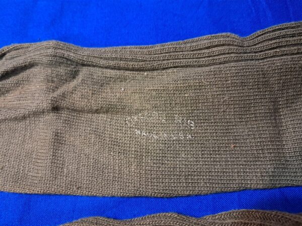 world-war-two-officer-dress-socks-olive-drab-unfaded-color-size-10-12