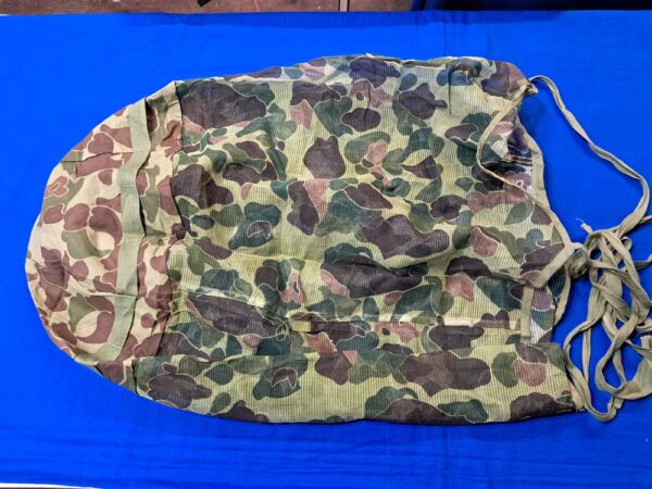 wrold-war-two-marine-corps-mosquito-net-helmet-cover-type-3-with-strings-mint-unissued