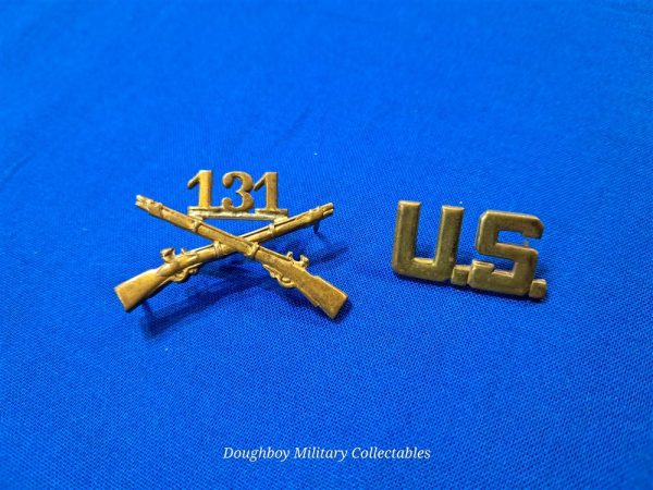 world-war-two-officers-collar-insignia-small-shirt-sized-matched-set-with-clutches-131st-infantry