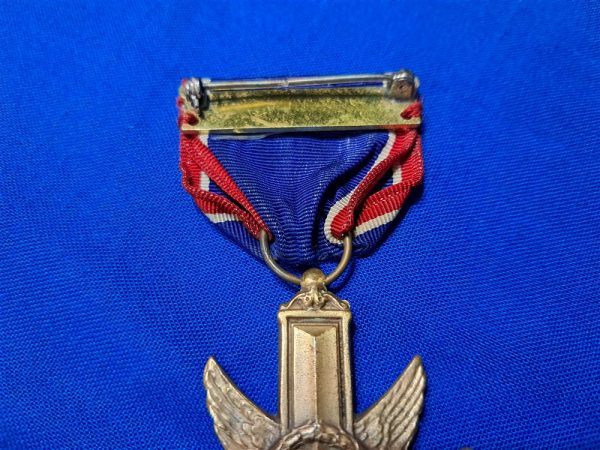 world-war-two-distinguised-service-cross-to-killed-in-action-presely-soldier-1944-europe-missouri-with-purple-heart-grouping-wwii