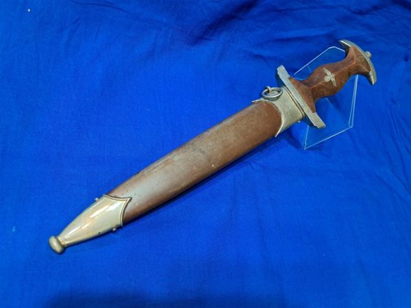 german-world-war-two-ground-dagger-early-s-a-pattern-1933-with-nickel-silver-fittings-excellent-condition-with-scabbard