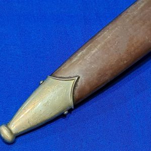 german-world-war-two-ground-dagger-early-s-a-pattern-1933-with-nickel-silver-fittings-excellent-condition-with-scabbard