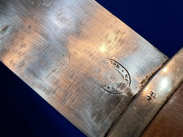 german-world-war-two-ground-dagger-early-s-a-pattern-1933-with-nickel-silver-fittings-excellent-condition-with-scabbard